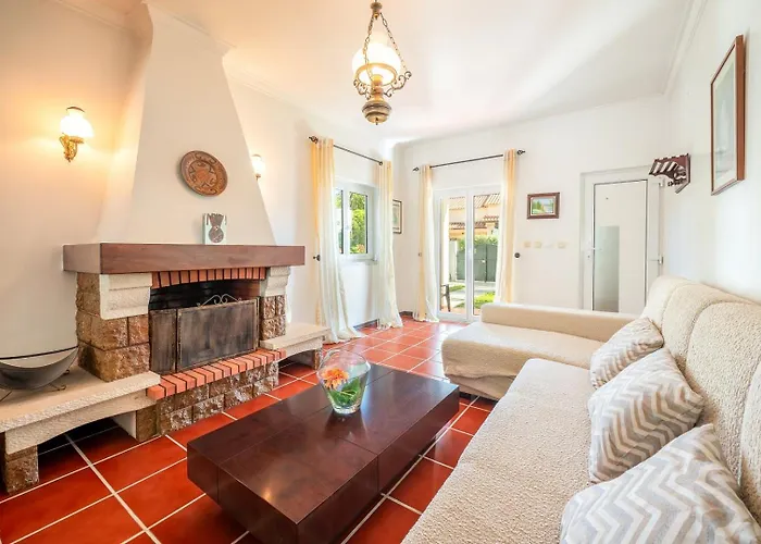 Casa de hóspedes Guestready - Restful Nest In São Simão 3*